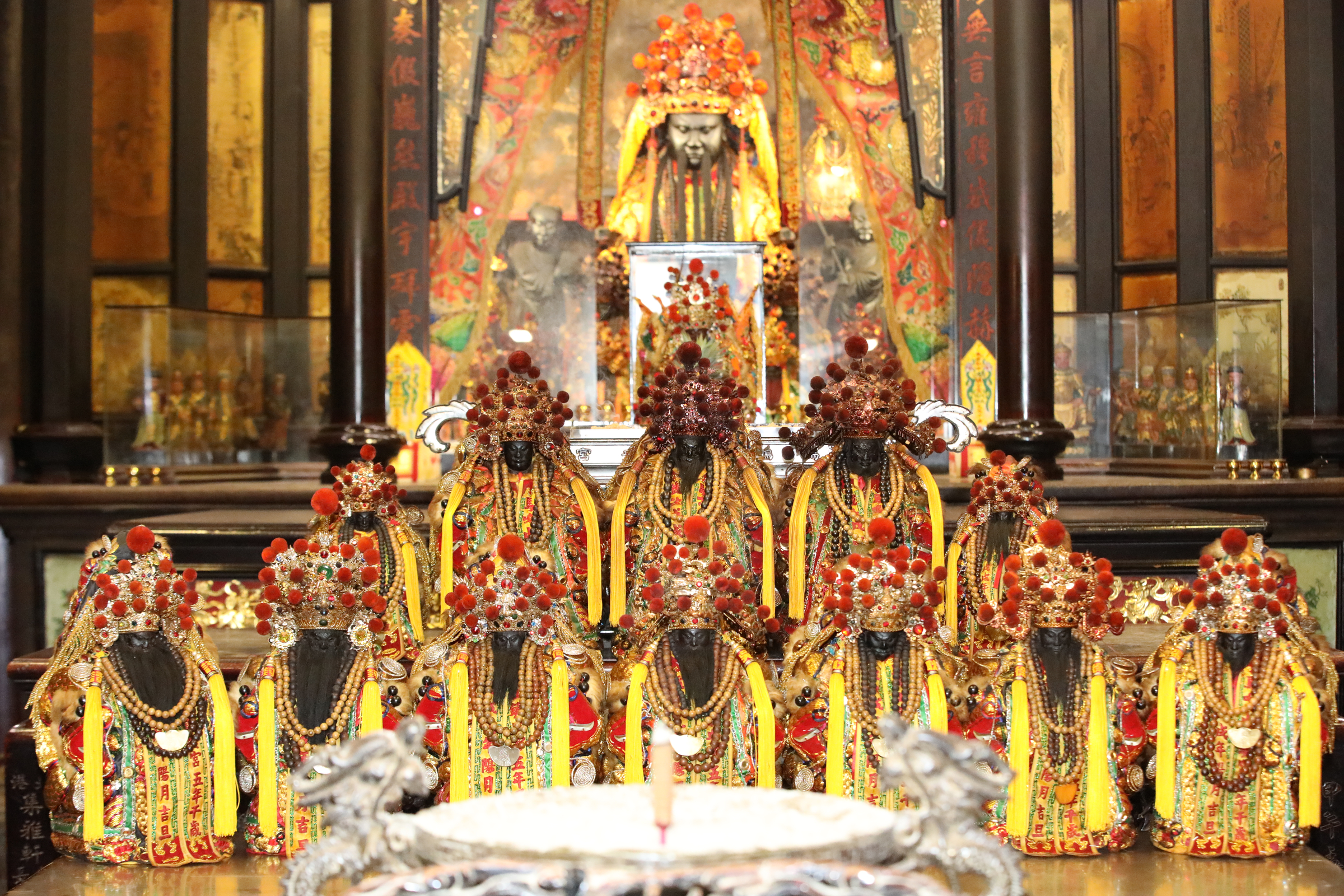 馬鳴山鎮安宮五年千歲正駕神像